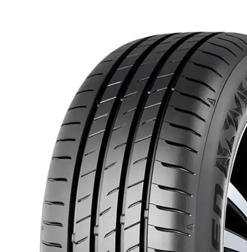 225/60R18 100H Falken Ziex Ze320