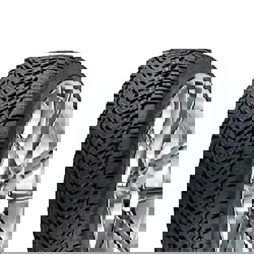 225/40R18 92W XL Kormoran All Season